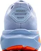 The back view of a light blue Brooks running shoe with an orange sole. Produktbild-Vorschau