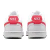 The back view of a pair of white Nike Court Vision Lo NN sneakers with red accents. Produktbild-Vorschau