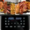 A close-up of an air fryer's digital display and a collage of food images above it. Voir les images du produit