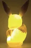 A glowing yellow lamp shaped like the Pokémon Eevee. Náhľad obrázku produktu
