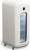 A cream-colored, retro-style beverage cooler with a glass door and shelves, shown on a white background. Produktbild-Vorschau