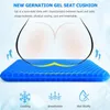A blue gel seat cushion with text and icons describing its features. Voir les images du produit
