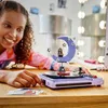 LEGO Editions Olivia Rodrigo Concert Moon - Productafbeelding-voorbeeld 6