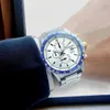 A person wearing a watch on their wrist. Produktbild-Vorschau
