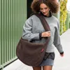 Borsa a tracolla Reisenthel Moonbag, 48 cm Anteprima dell’immagine prodotto 5