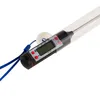 A digital thermometer in its plastic casing. Podgląd zdjęcia produktu