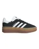 A studio shot of a single Adidas Gazelle Bold shoe. Anteprima dell’immagine prodotto