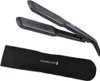 A black Remington hair straightener and its storage pouch are displayed against a white background. Podgląd zdjęcia produktu