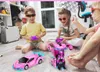 Auto Robot RC 2 in 1 Rosa telecomandato funzione drift luci Anteprima dell’immagine prodotto 4