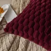 Kissenbezugs-Set aus Tweed, in Weinrot, mit weicher, Produktbild-Vorschau 4