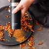 Mlynček na chilli Microplane na sušené struky Náhľad obrázku produktu 3