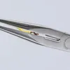 A close-up view of the jaws of a pair of pliers holding a single electrical wire. Anteprima dell’immagine prodotto