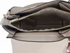 Guess Handtasche Sora HWVG95 27 x 8.5 x 19.5 Produktbild-Vorschau 23