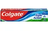 A box of Colgate Triple Action Toothpaste. Voir les images du produit