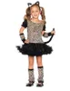 A young girl is posing in a leopard print costume. Anteprima dell’immagine prodotto