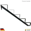 A black metal stair stringer with five steps, shown against a white background. Anteprima dell’immagine prodotto