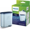 A product shot of a Philips AquaClean water filter and its packaging. Voir les images du produit