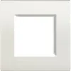 Legrand LNA4802BI Wandplatte/Schalterabdeckung Produktbild-Vorschau 1