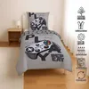 A gamer-themed duvet cover and pillowcase set displayed on a bed. Produktbild-Vorschau