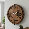 Wanduhr aus Holz mit Naturmotiv | Wenge-Walnuss Silberne Produktbild-Vorschau 10