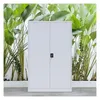 A gray metal filing cabinet is shown in front of a wall decorated with lush green plants. Voir les images du produit