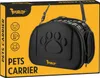 The image shows the packaging of a pet carrier. The packaging is yellow and black and features the product itself, along with icons and text. Voir les images du produit