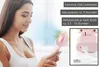 Eine Frau hält den Unold HANDVENTILATOR BREEZY FOLD, einen kompakten Ventilator. Deutscher Text  Produktbild-Vorschau