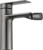 A close-up studio shot of a modern bidet faucet. Anteprima dell’immagine prodotto