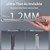 A hand holding a thin phone case, with comparison images below showing the phone with and without the case. Anteprima dell’immagine prodotto
