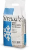 A bag of de-icing salt for winter use. Produktbild-Vorschau