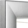 A close-up view of the corner of a silver picture frame. Produktbild-Vorschau