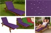Collage of images showing purple chaise lounge cushions, some with water droplets, and a woman relaxing on a chaise lounge with a purple cushion. Anteprima dell’immagine prodotto