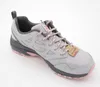 A single women's hiking shoe is shown against a white background. Anteprima dell’immagine prodotto