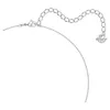 A close-up of a silver necklace chain with a swan charm. Produktbild-Vorschau