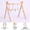 Ladanas Spielbogen Baby Holz inkl. 5 Spielzeugen – Stabiler Produktbild-Vorschau 6