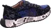 A side view of a single athletic shoe. Produktbild-Vorschau