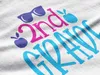 Damen Grafik T-Shirt V-Ausschnitt 2 Klasse bae – 2nd Grade Produktbild-Vorschau 3