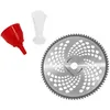 A collection of tools for a brush cutter, including a red funnel, a white measuring cup, and a metal cutting blade. Produktbild-Vorschau