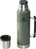A Stanley Classic Bottle and its cup are displayed against a white background. Voir les images du produit