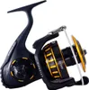 A black and gold fishing reel is shown against a white background. Anteprima dell’immagine prodotto