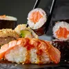 Zestaw sushi dla dwojga z 13 akcesoriami - Idealny prezent Podgląd zdjęcia produktu 4