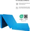 A blue folding mattress is shown with product information and certifications. Voir les images du produit