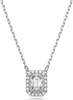 A close-up studio shot of a silver necklace with a rectangular pendant. Produktbild-Vorschau