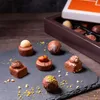 Pralinenbote - 30 handgefertigte Nuss & Nougat Pralinen Produktbild-Vorschau 3