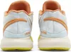 The back view of a pair of Nike sneakers. Produktbild-Vorschau