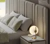 Ensemble de chambre à coucher beige Lit rembourré design 2 Voir les images du produit 2