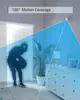 A person dressed as a burglar is shown within a motion detection zone indicated by a blue overlay. Produktbild-Vorschau