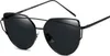 Lunettes de soleil œil de chat miroirs, noires, montures en Voir les images du produit 7
