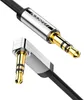 Close-up of two 3.5mm audio cables with different connector types. Anteprima dell’immagine prodotto