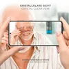 A person holding a smartphone displaying a close-up of an elderly man's face, with text overlays highlighting product features. Produktbild-Vorschau